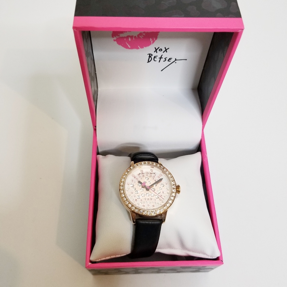 BETSEY JOHNSON CROWN OF JEWELS WATCH NWT - Picture 6 of 9